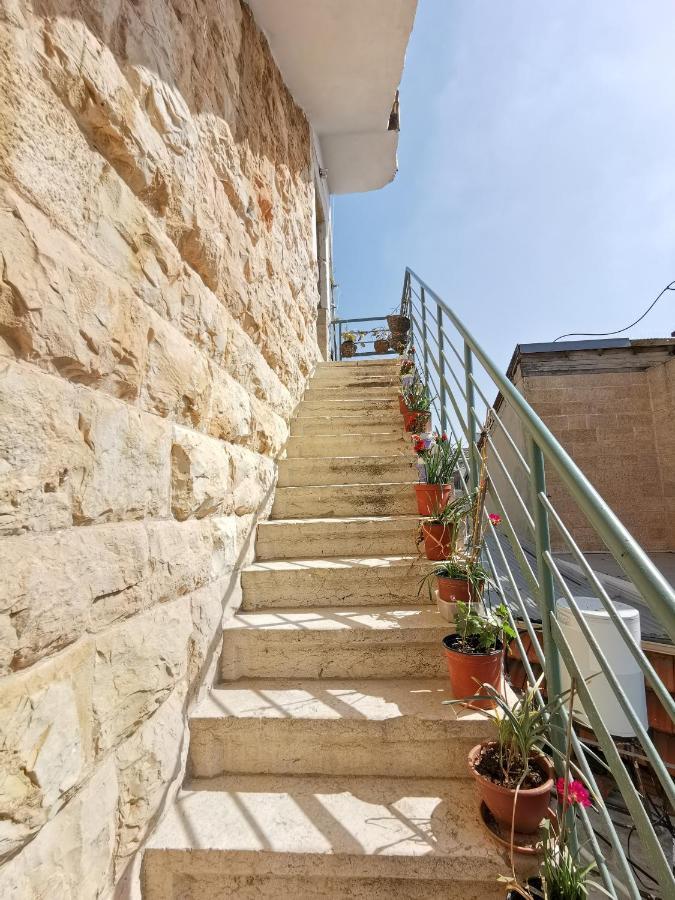 The Beauty Queen Of Jerusalem Apartment Exterior photo
